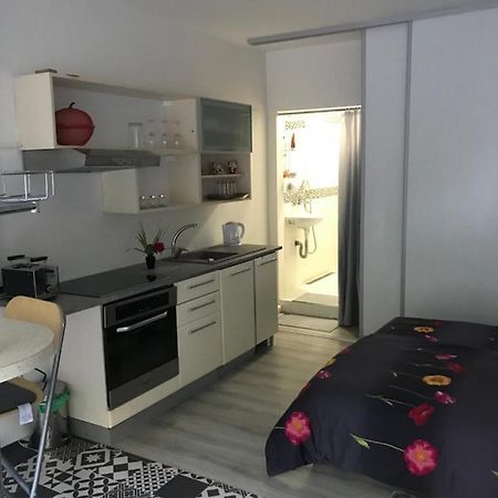 Appartement Ivi à Svätý Jur Extérieur photo
