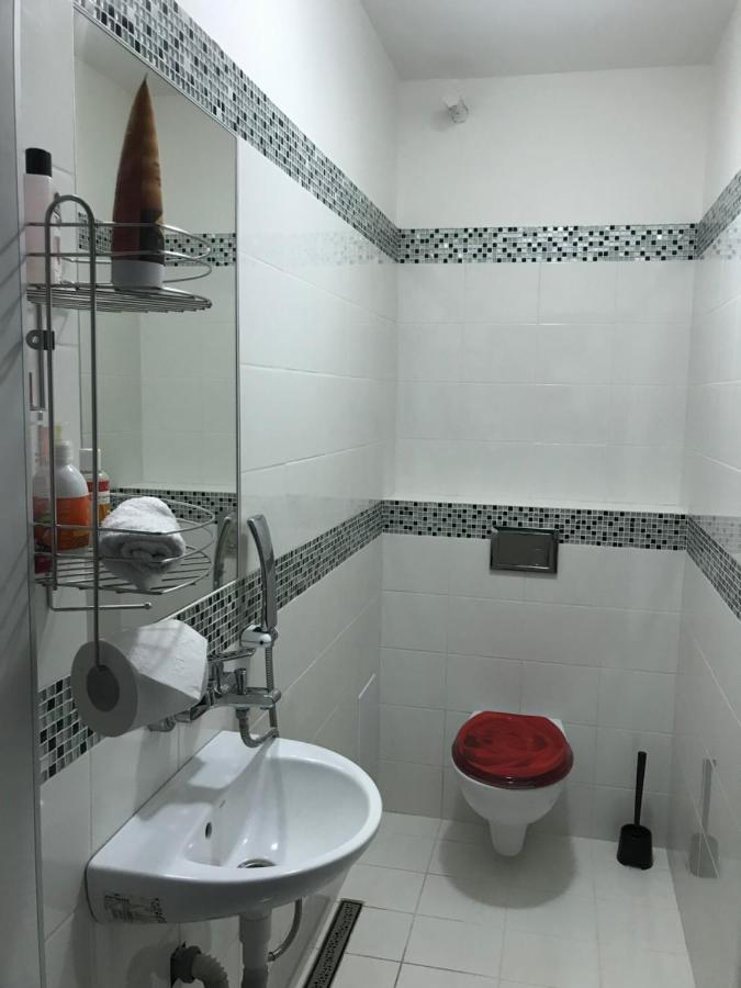 Appartement Ivi à Svätý Jur Extérieur photo